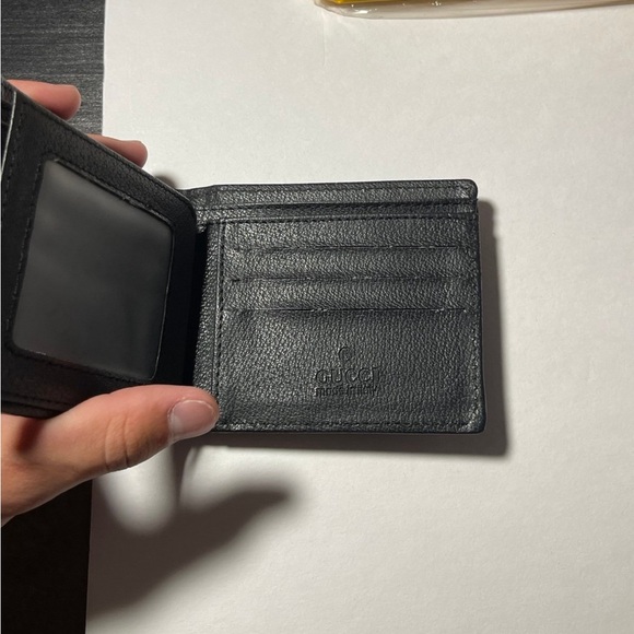 Gucci wallet - Picture 3 of 5